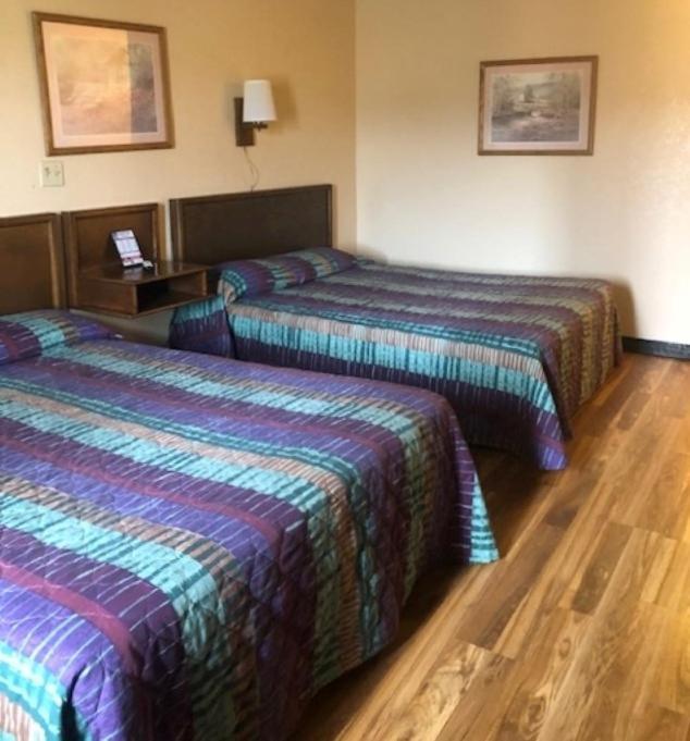 Luxury Inn ไชแอนน์ ภายนอก รูปภาพ